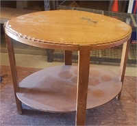 Cute Wood Side Table Approximately 24" x 18" x 21"