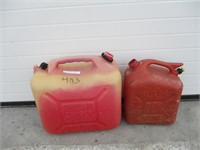 2 GAS CANS