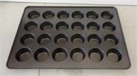 24 Cupcake Pan