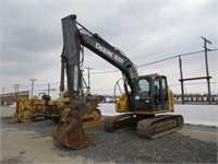 JOHN DEERE 135 D EXCAVATOR CRAWLER