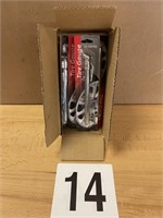 BOX OF 6  10-100 PSI TIRE GAUGES