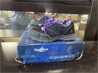 Nautilus Safety Footwear Size 6