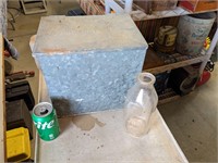 VTG Galvanized Milk Porch Box w/Bottle