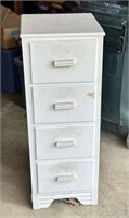 White Vintage 4 Drawer Cabinet - Dusty as-is