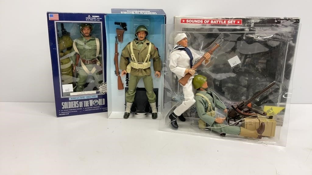 (3) Soldiers of the World 12’’  action figures:
