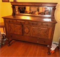 Oak Buffet w/beveled mirror gallery c.1900 (60"