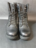 Magnum Essential Slip Resistant Steel toe Boots