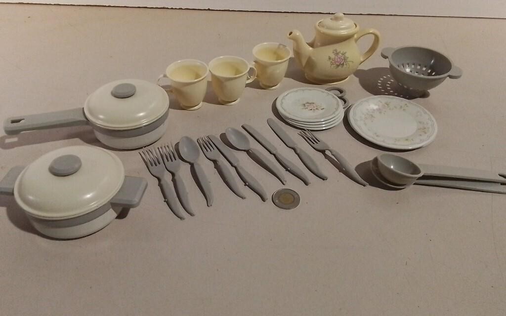 Miniature Dish Set