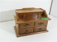 Vintage Wooden Jewelry Box/Music Box