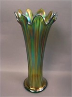 10” Tall N Thin Rib Standard Swung Vase – Emerald