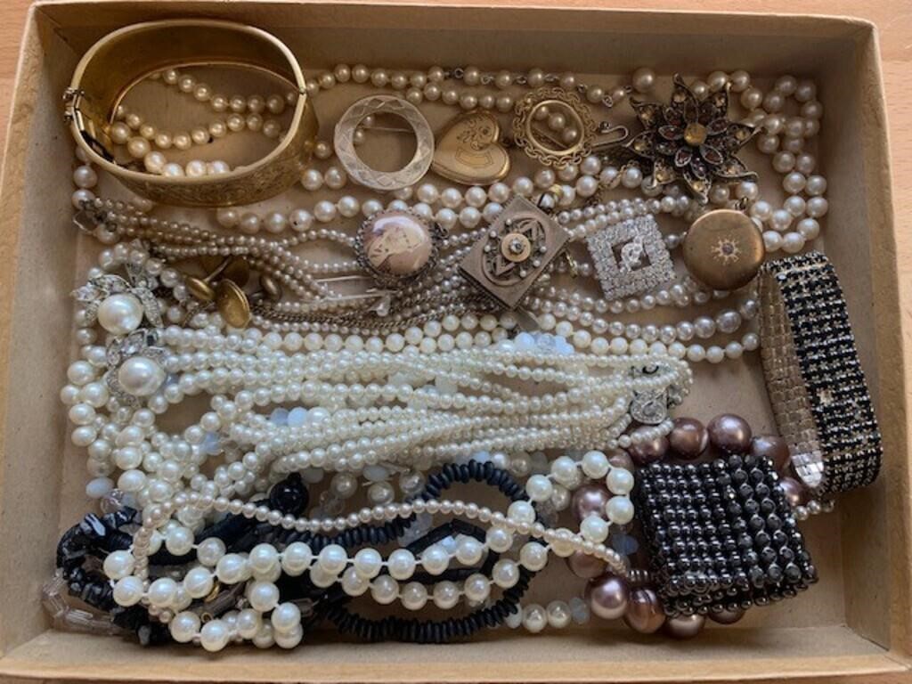 Vintage Costume Jewelry Lot as seen