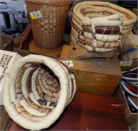 SET OF 5 WICKERS BASKETS