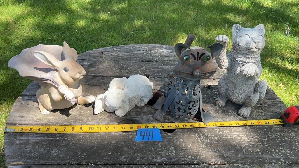 Garden statues: Metal art cat