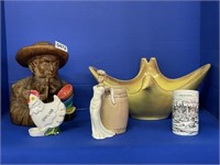 Assorted Ceramic Decorative Items