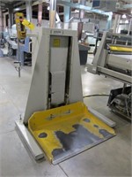 Knorr Paper Lift Model L-600-3-W,