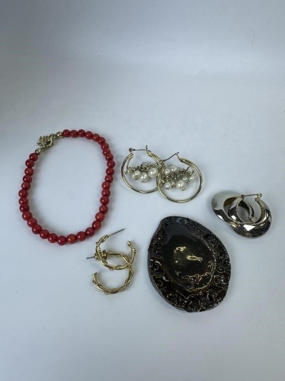 Summer Coin and Jewelry Auction