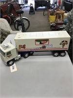 NYLINT KEEBLER TOY TRACTOR/ TRAILER- some rust