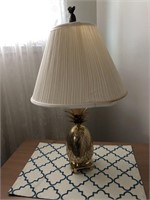 Hampton Brass Vintage Pineapple Lamp