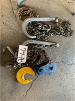 Chains, hooks, pulley