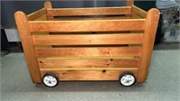 Toy box on wheels