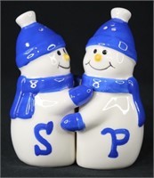 Hugging Snowman Salt & Pepper Shakers