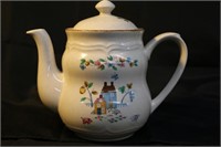 Heartland Tea Pot