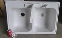 Wgite Plaster Double Sink with Faucet and