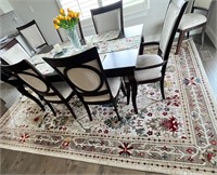 Dining table & chairs w/ two leaves