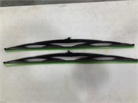 ATLBCDFBus Wiper Blade 32" with Windshield and