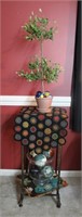 Metal Wood Top Stand w/ Decor