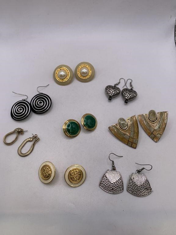 WED #3 JEWELRY / LLADROS / HINDU ITEMS DESIGNER COLL'S MORE