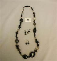 Black costume Necklace; 2 earring