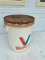 vintage 5 gal. Valvoline can