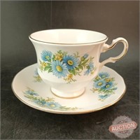Queen Anne England, Pattern 8542 Teacup and Saucer