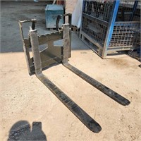 Unused Mini Stand on Skidsteer Forks