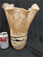 Handkerchief Art Glass vase