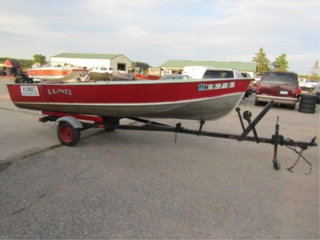 1976 Lund 16ft. Alum Boat w/Single Axle Trailer