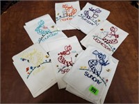 Embroidered dish towel set