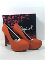 New Qupid Size 8 Orange Heels