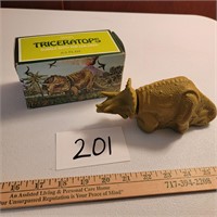 Avon Dinosaur- Triceratops