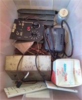 BOX OF ASSORTED TRAIN ACCESSORIES