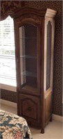 6' French Provincial display cabinet