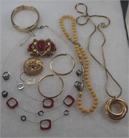 8 COSTUME JEWELRY EARRINGS NECKLACES 1 SIGN LISNER