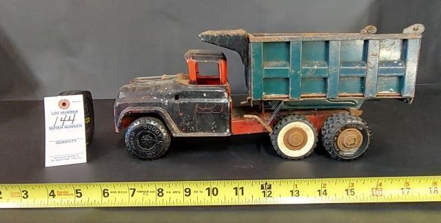 Buddy L Truck (Missing Wheel on Front Rear Axle)