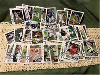 Lot C Approx 110 Baseball Cards
