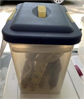 Dried corn cob & husk in plastic box w/lid