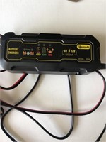 Trickle battery Charger