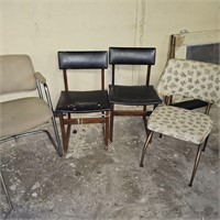 5 CHAIRS