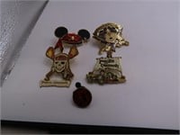 (5) DIsney PIRATES of CARRIBBEAN Collector's Pins