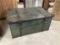 40x18x28 Immigrant Trunk PU ONLY